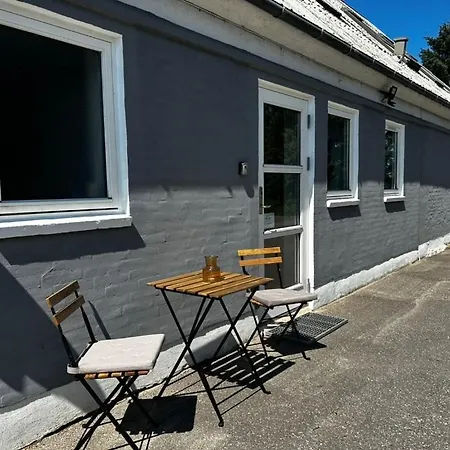 Lägenhet Nyrenoveret Med Skov, Park Naer Stranden Løkken